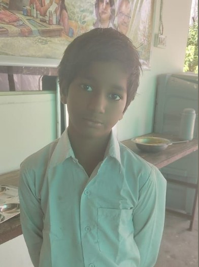 Himanshu from Chaprol Pratapgarh Rajasthan found. Please help to find his family.